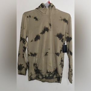 No Boundaries tie dye hoodie